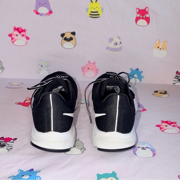 Nike Running Shoes - Black and White - Women's Size 6.5 US - Picture 5 of 7